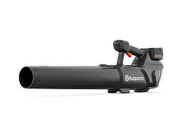Husqvarna Souffleur Husqvarna Aspire B8X-P4A avec batterie 18V 4Ah et chargeur