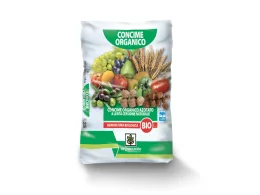 Organazoto Concime organico NP 3-3 Organpiù Ferro con solfato di ferro 25kg